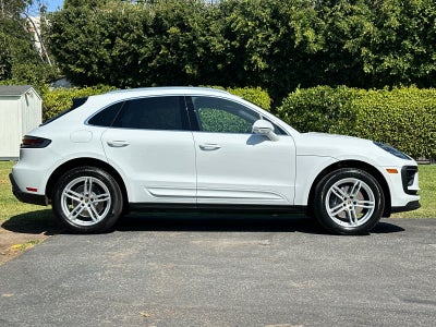 2026 Porsche Macan Macan