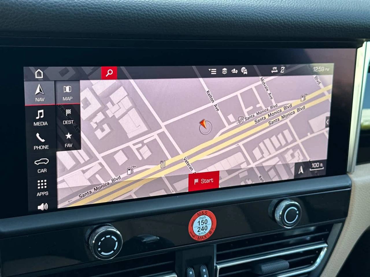 2026 Porsche Macan AWD