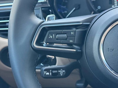 2026 Porsche Macan AWD