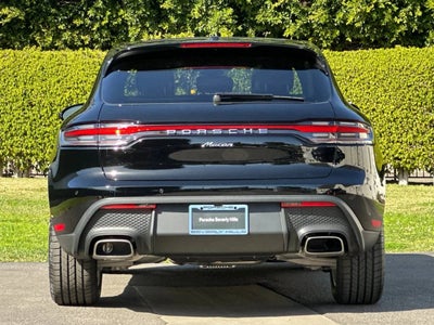 2026 Porsche Macan AWD