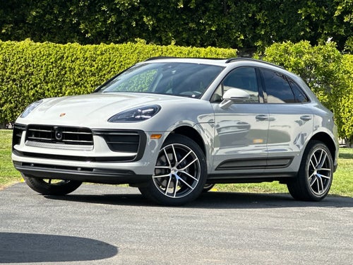 2026 Porsche Macan AWD