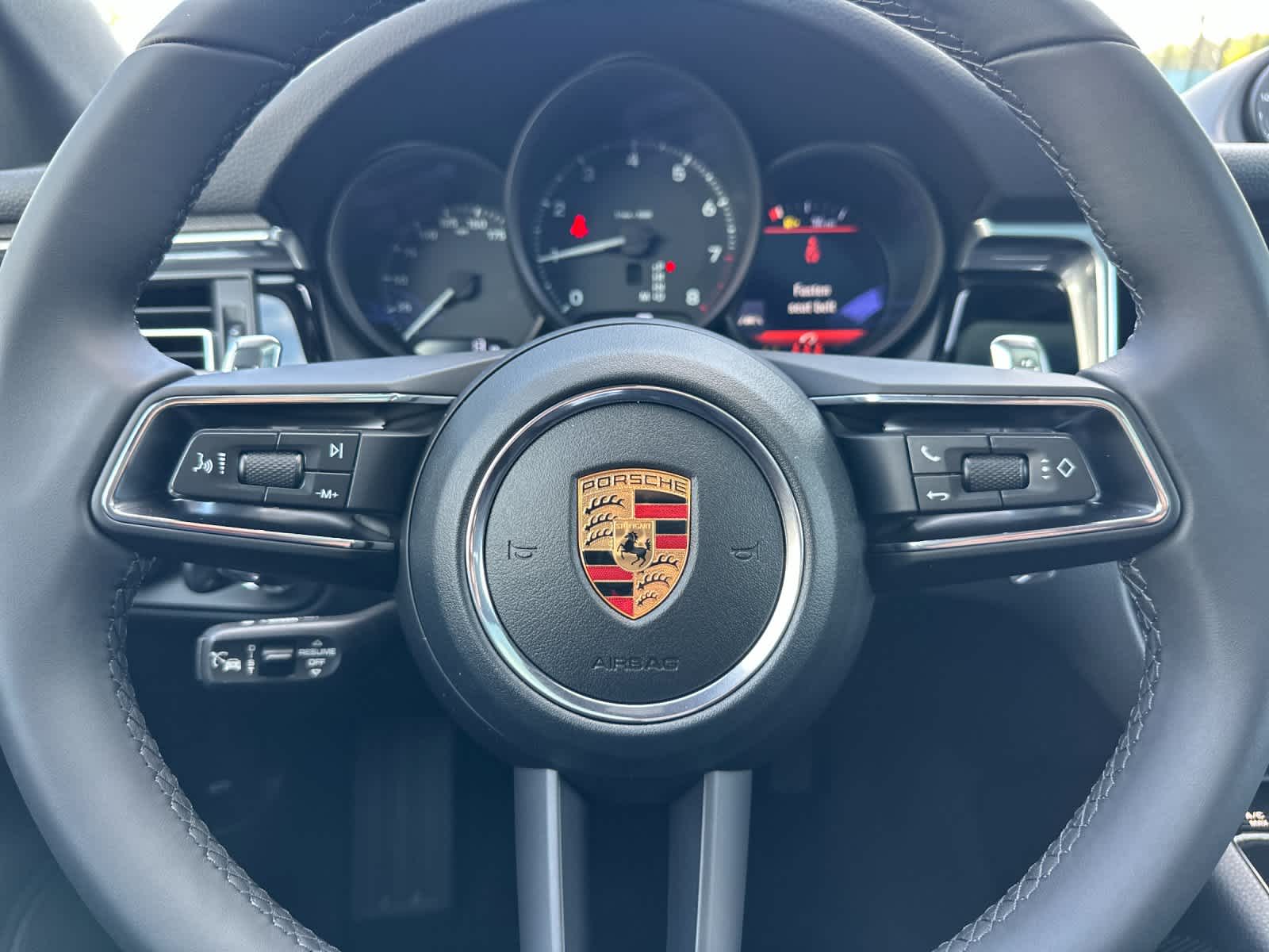 2026 Porsche Macan AWD