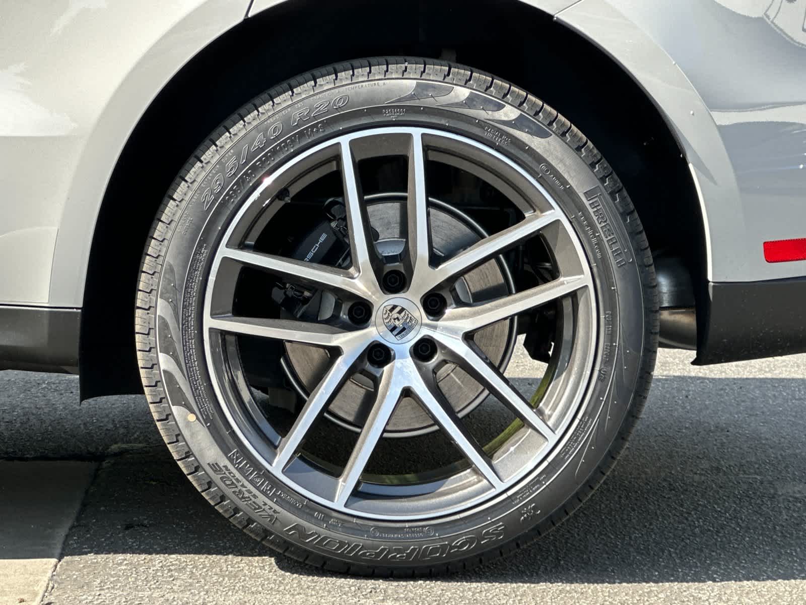 2026 Porsche Macan AWD