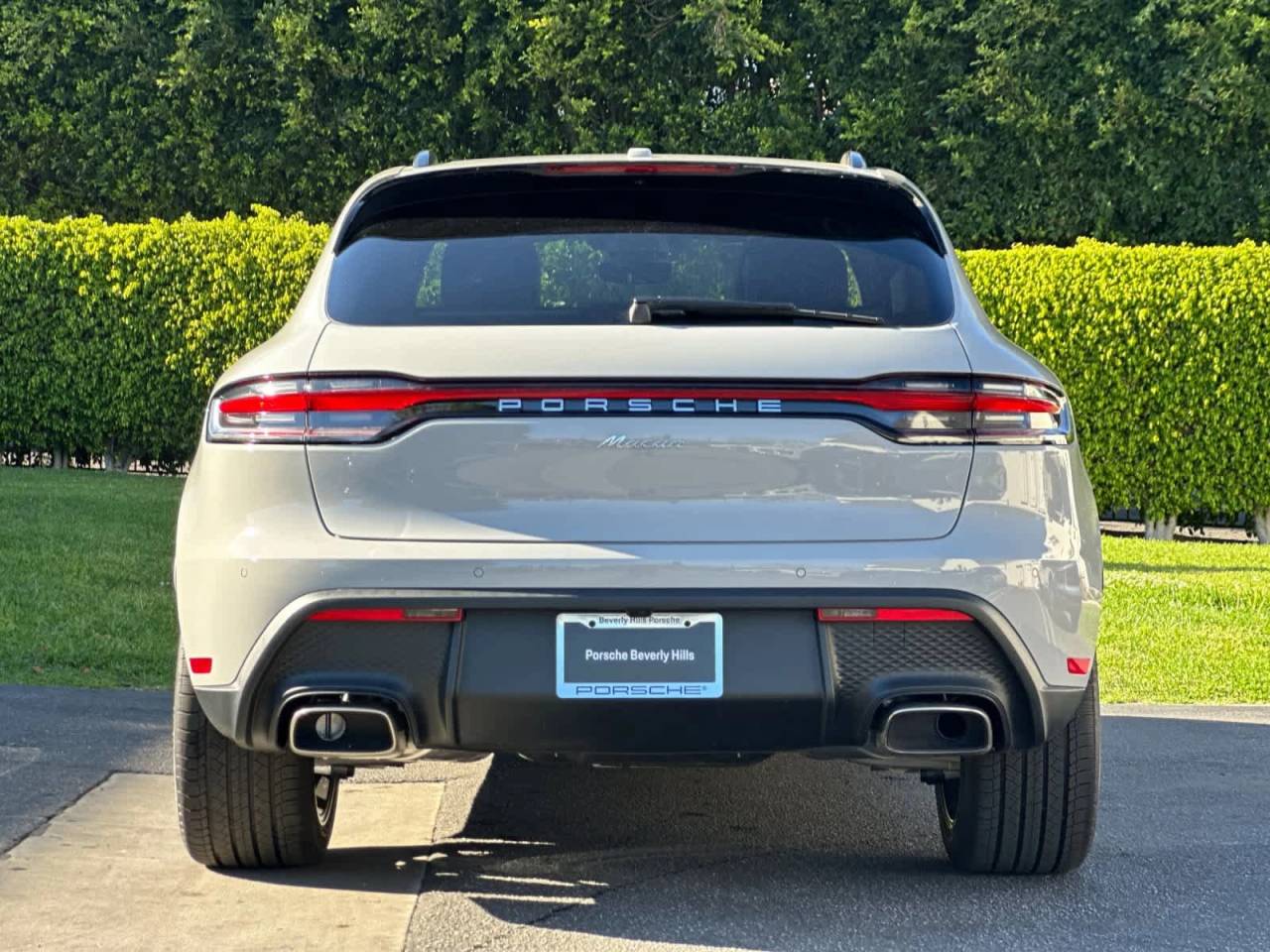 2026 Porsche Macan Base