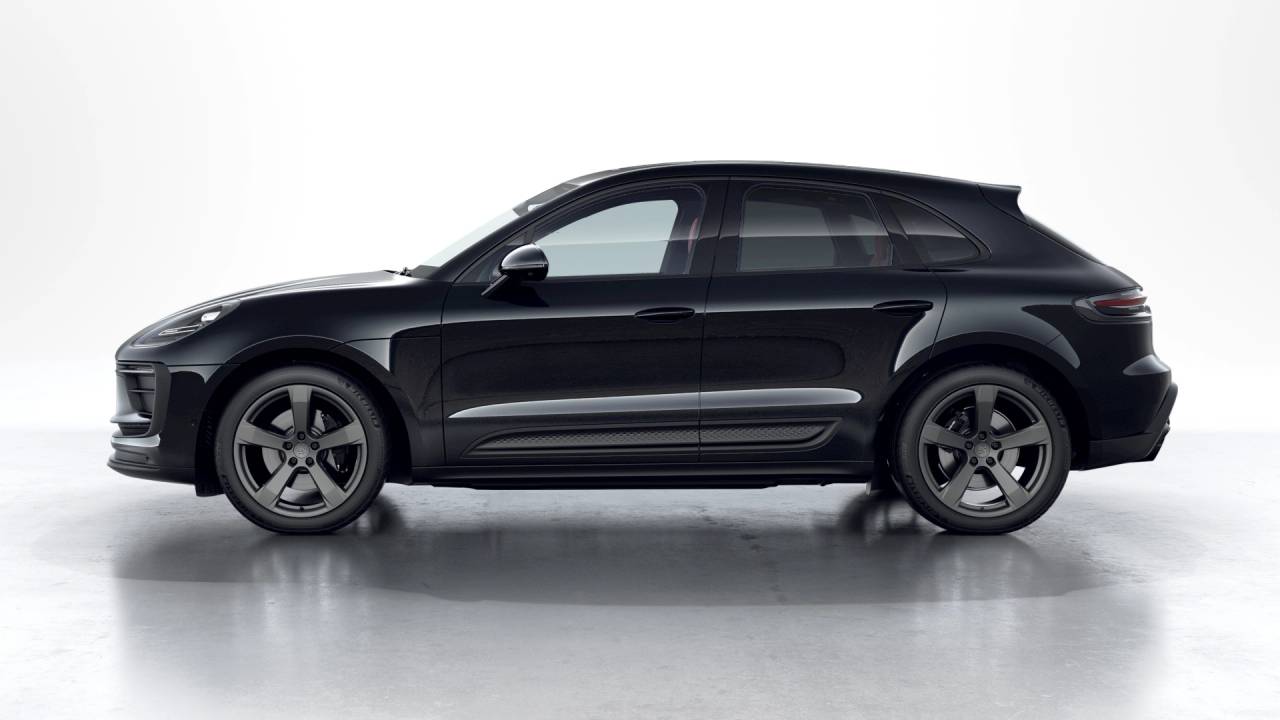 2026 Porsche Macan Base