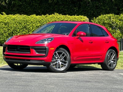 2026 Porsche Macan Base