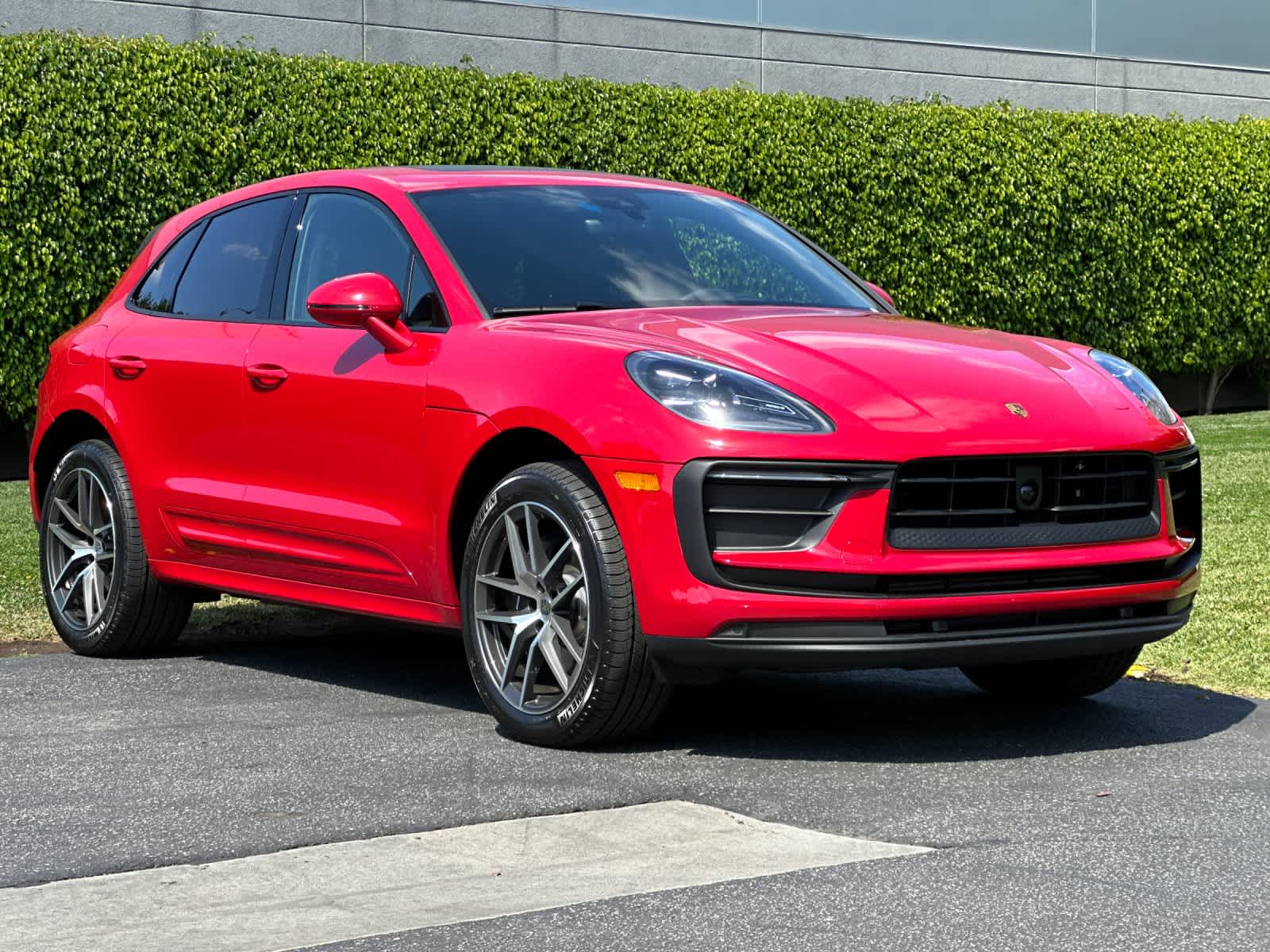 2026 Porsche Macan Base