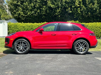 2026 Porsche Macan Base