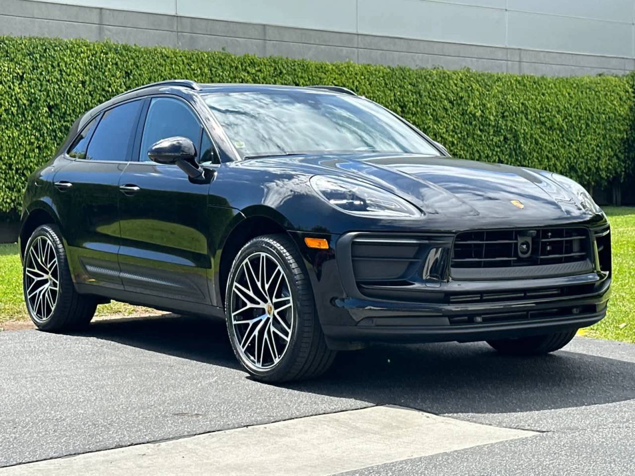 2026 Porsche Macan Base