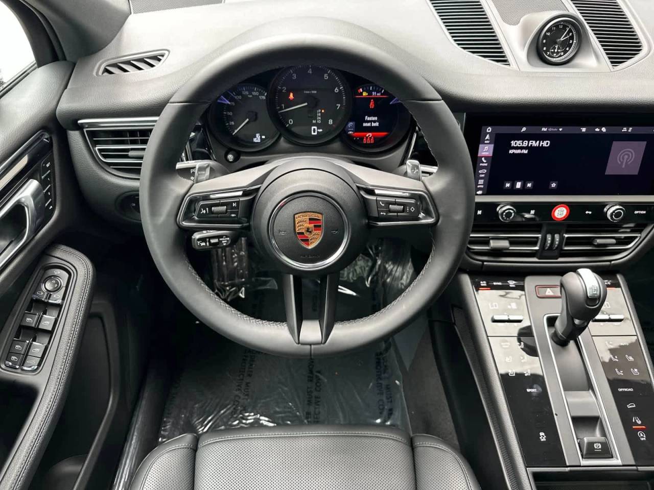 2026 Porsche Macan Base