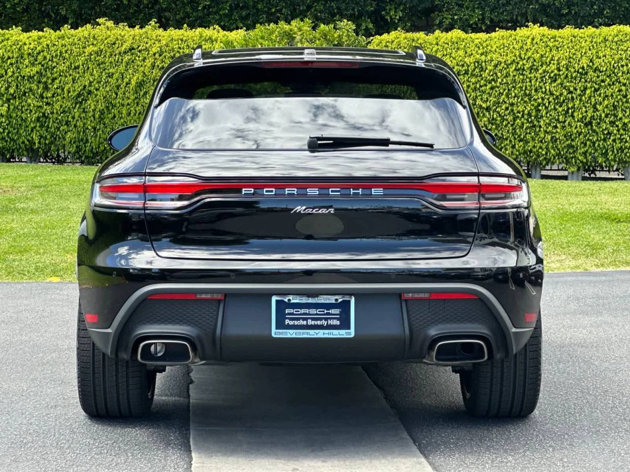 2026 Porsche Macan Base