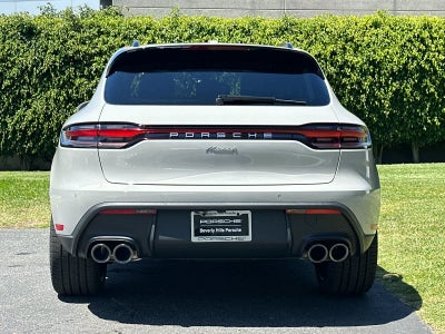 2026 Porsche Macan Macan
