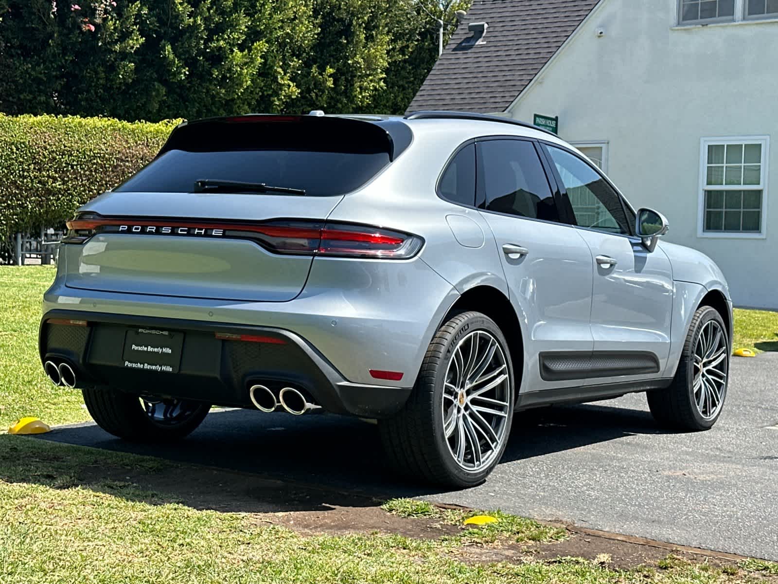 2026 Porsche Macan Macan