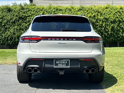 2026 Porsche Macan Macan