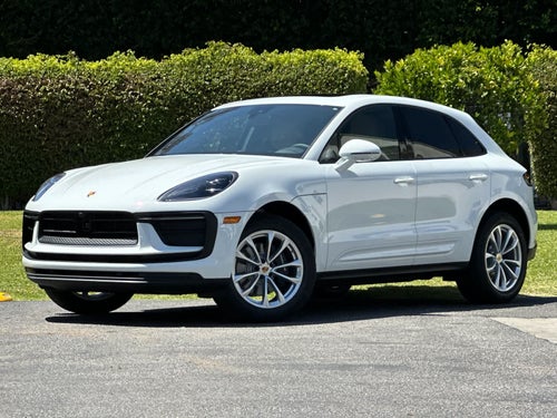 2026 Porsche Macan Macan