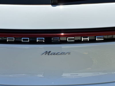 2026 Porsche Macan Macan