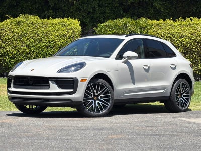 2026 Porsche Macan Macan