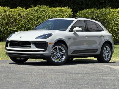 2026 Porsche Macan Macan