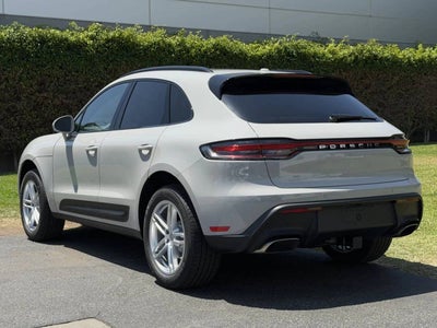 2026 Porsche Macan Macan