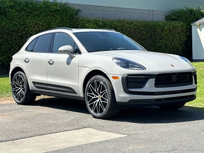 2026 Porsche Macan Macan