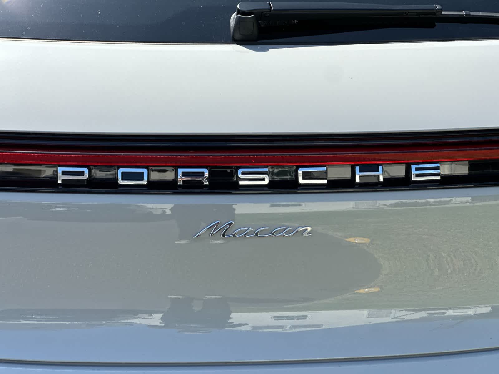 2026 Porsche Macan Macan
