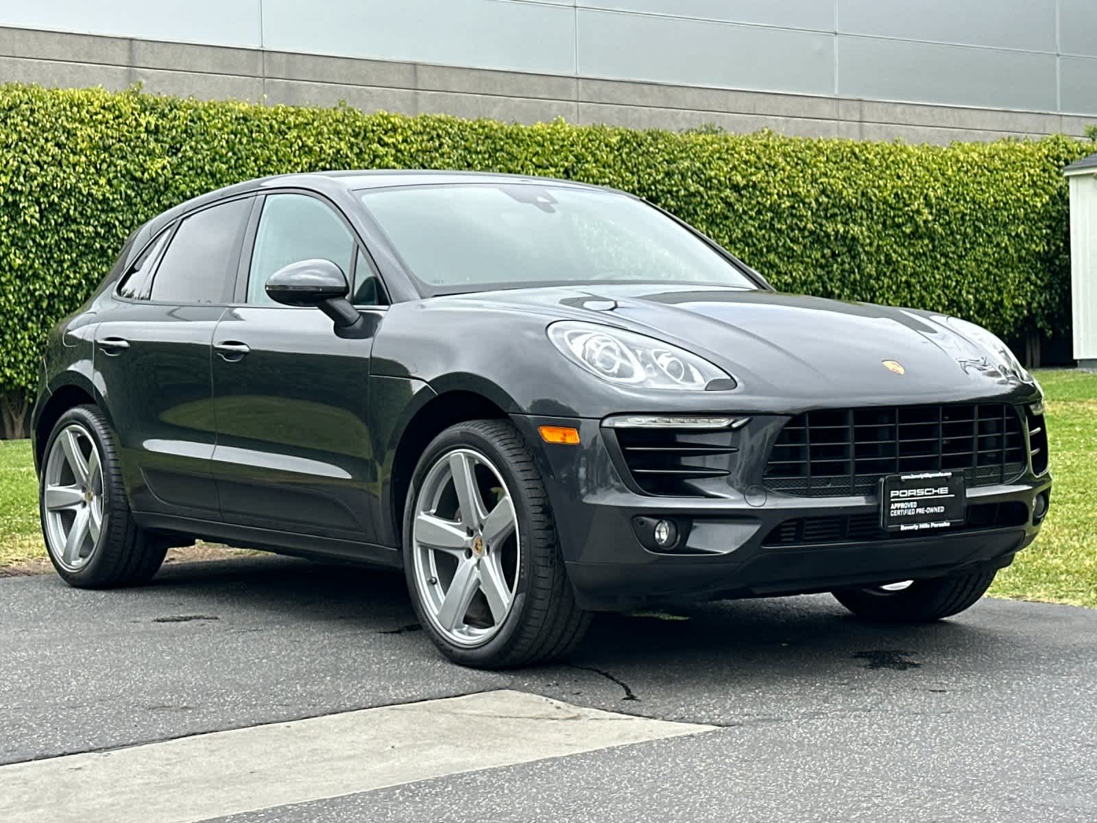 2018 Porsche Macan Sport Edition