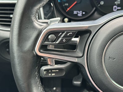 2018 Porsche Macan Sport Edition