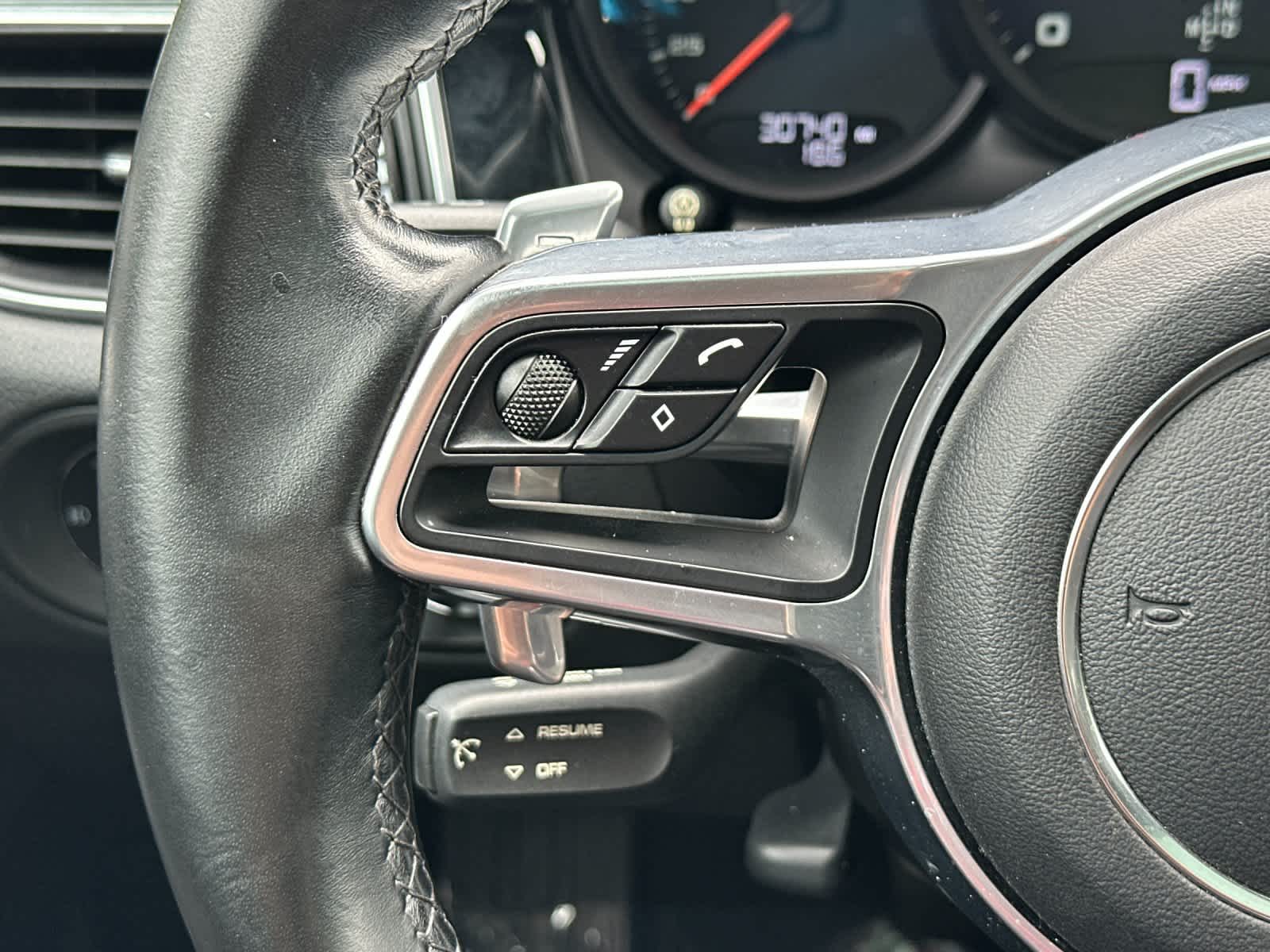 2018 Porsche Macan Sport Edition