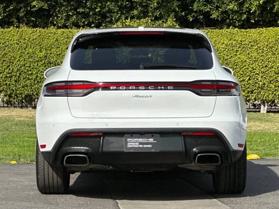 2025 Porsche Macan Base