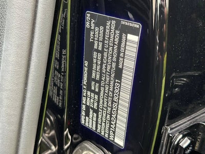 2025 Porsche Macan Base