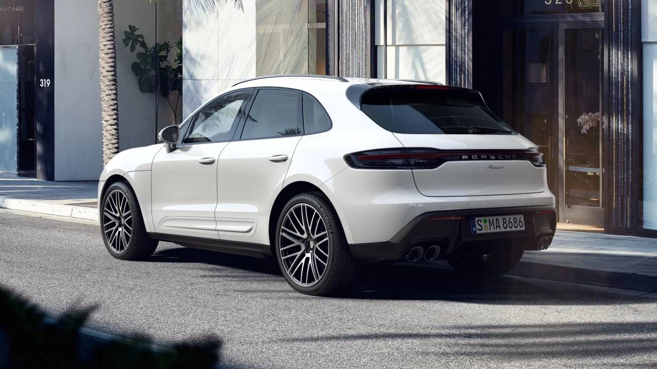 2025 Porsche Macan AWD