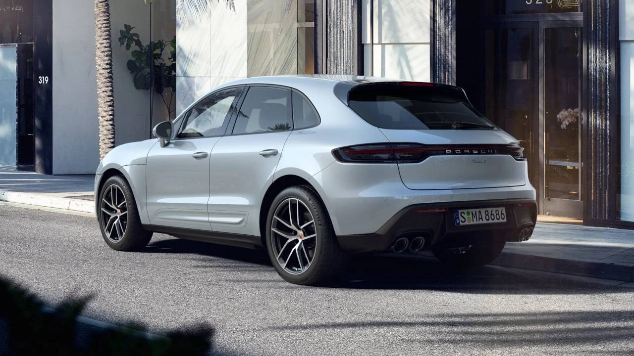 2025 Porsche Macan AWD