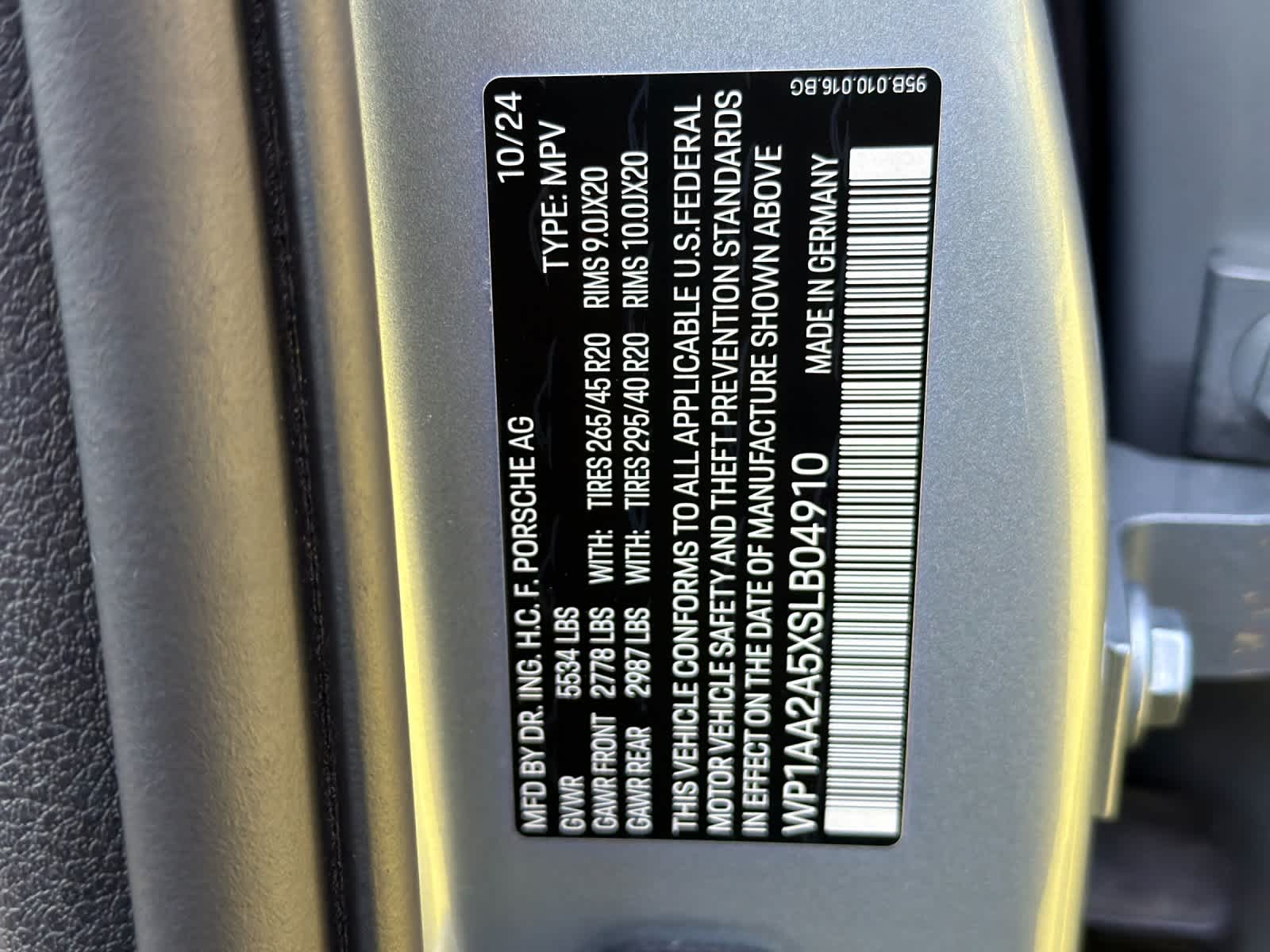 2025 Porsche Macan Macan