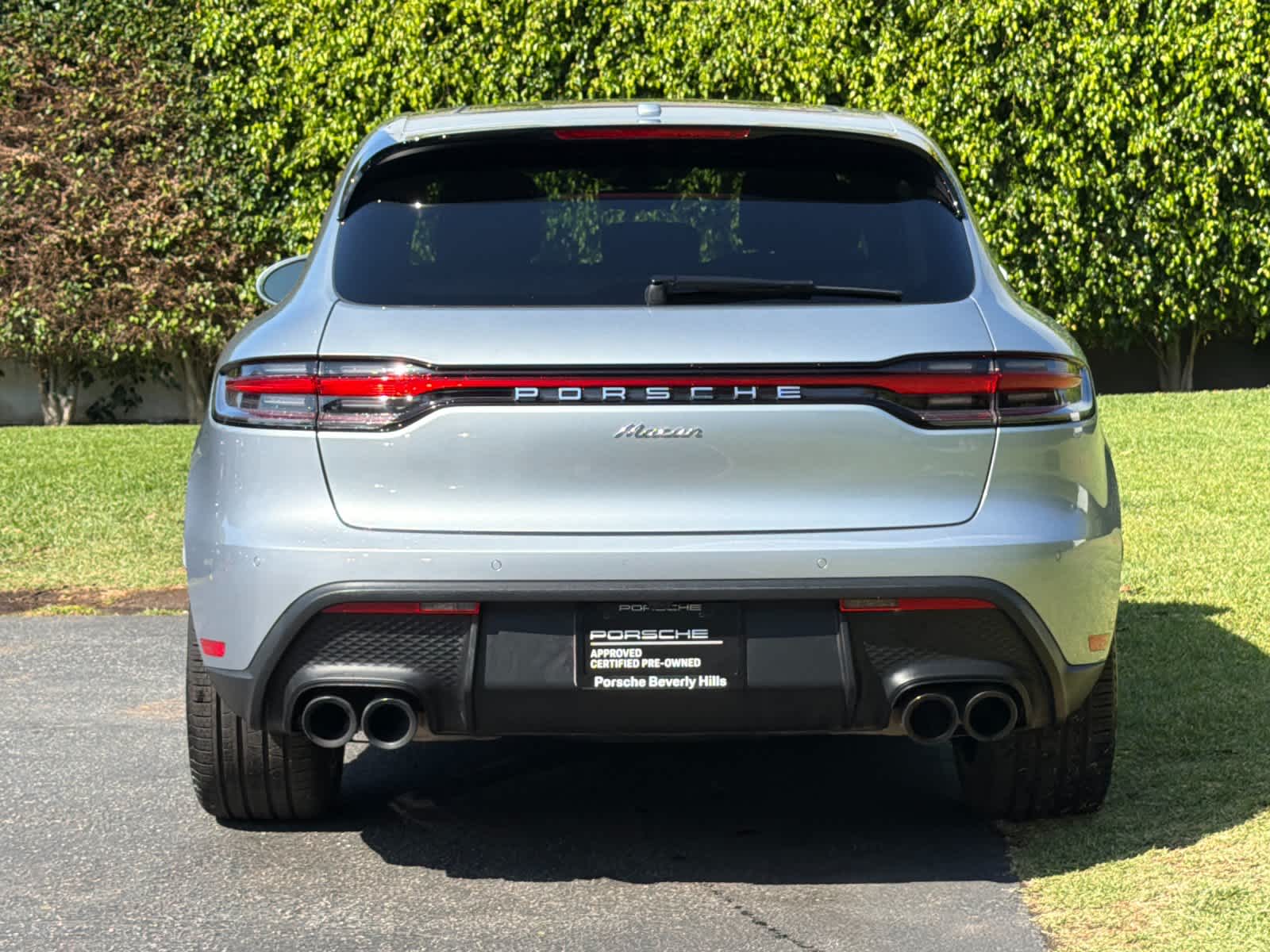 2025 Porsche Macan Macan