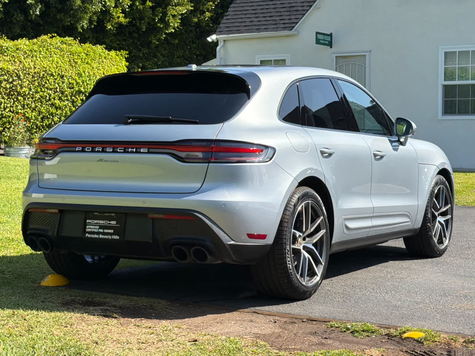 2025 Porsche Macan Macan