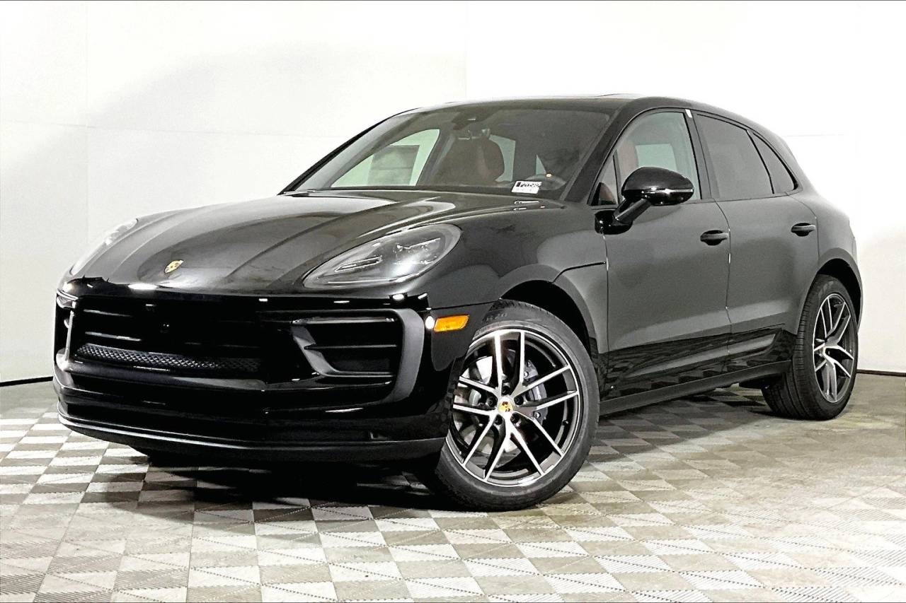 2025 Porsche Macan AWD