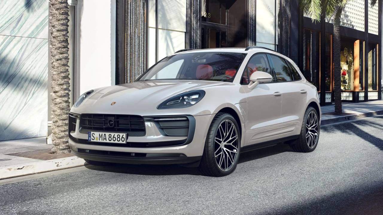 2025 Porsche Macan AWD