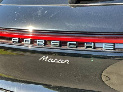 2025 Porsche Macan Base