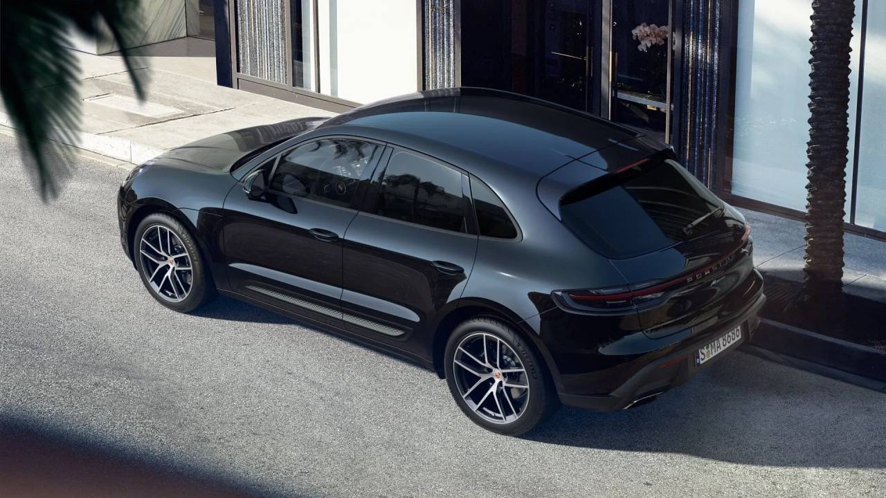 2025 Porsche Macan AWD