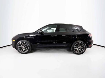 2025 Porsche Macan AWD