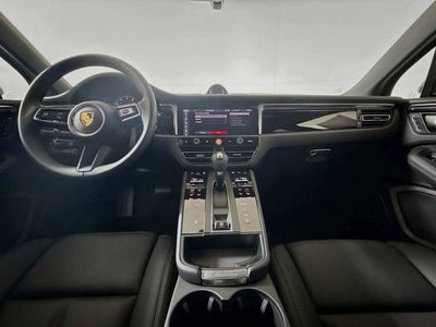 2025 Porsche Macan AWD