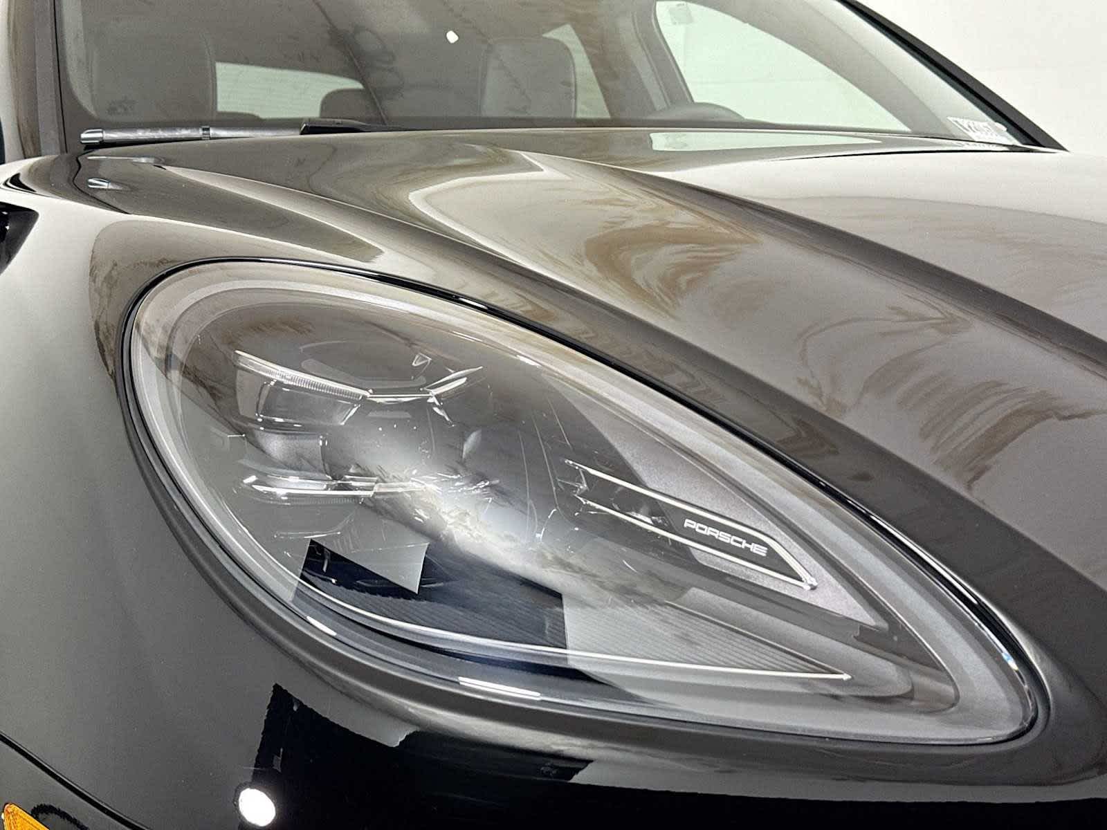 2025 Porsche Macan Macan