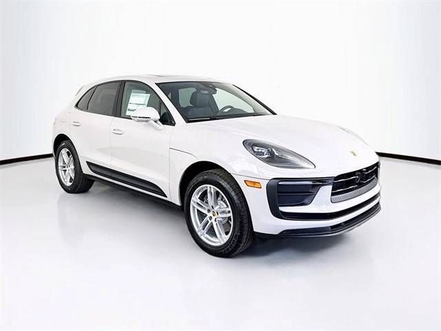 2025 Porsche Macan Base