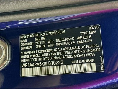 2025 Porsche Macan Base