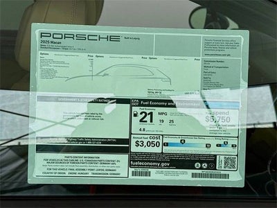 2025 Porsche Macan Base