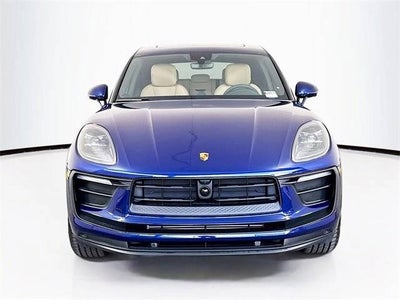 2025 Porsche Macan Base