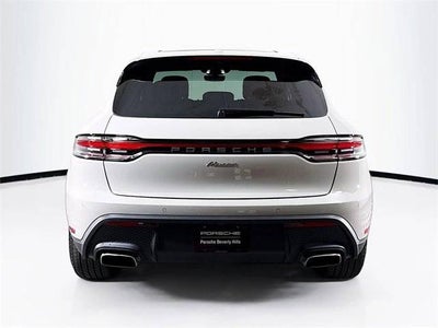 2025 Porsche Macan Base