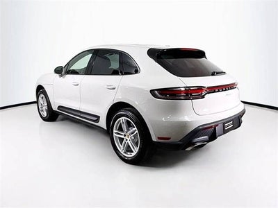 2025 Porsche Macan Base