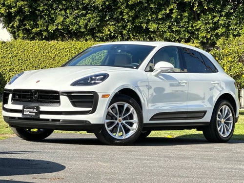2025 Porsche Macan AWD