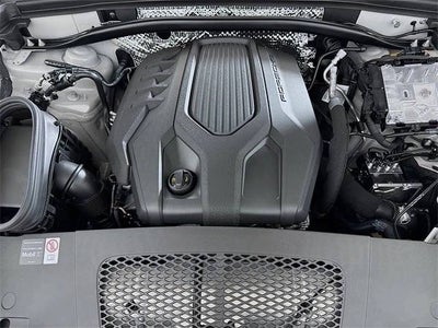 2025 Porsche Macan Base